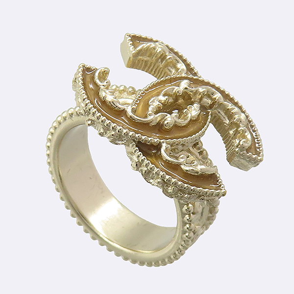 ���� ���� ����