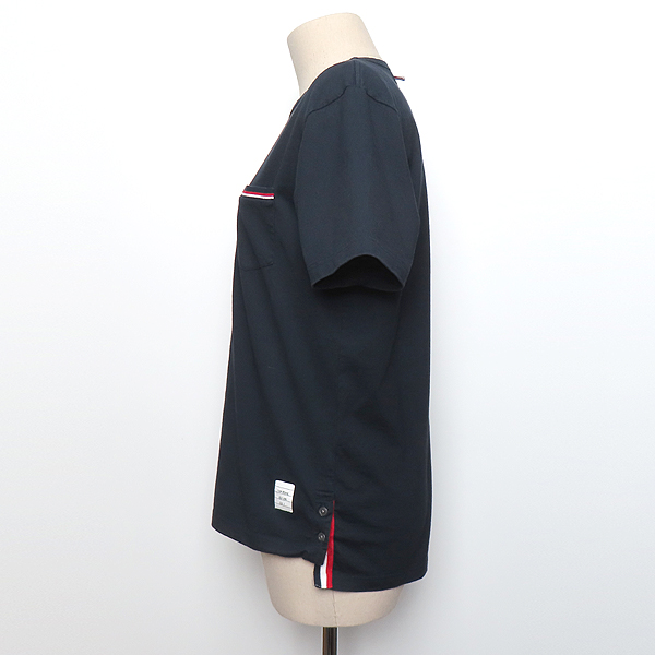 THOM BROWNE(�����) MJS010A ���̺� ��ư �Ｑ ���� ������ ���� Ƽ���� - 3������ [��õ��] �̹���2 - ���̺��� �߰���ǰ