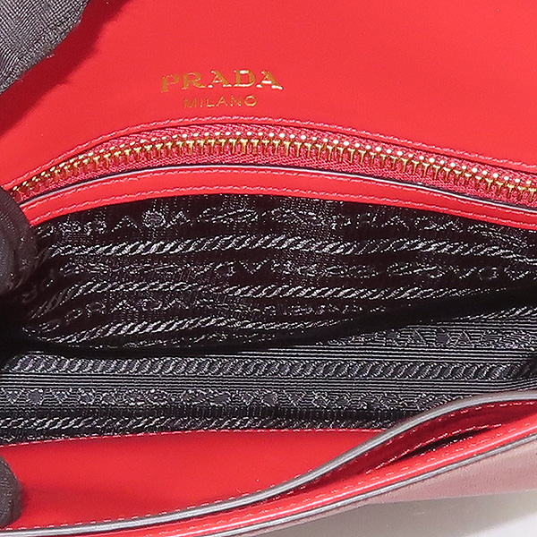 Prada(�����) 1BD193 ���� �÷� ���ǾƳ� �÷� ũ�ν��� [��������] �̹���7 - ���̺��� �߰���ǰ