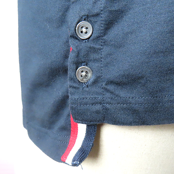 THOM BROWNE(�����) MJS010A ���̺� ��ư �Ｑ ���� ������ ���� Ƽ���� - 3������ [��õ��] �̹���5 - ���̺��� �߰���ǰ