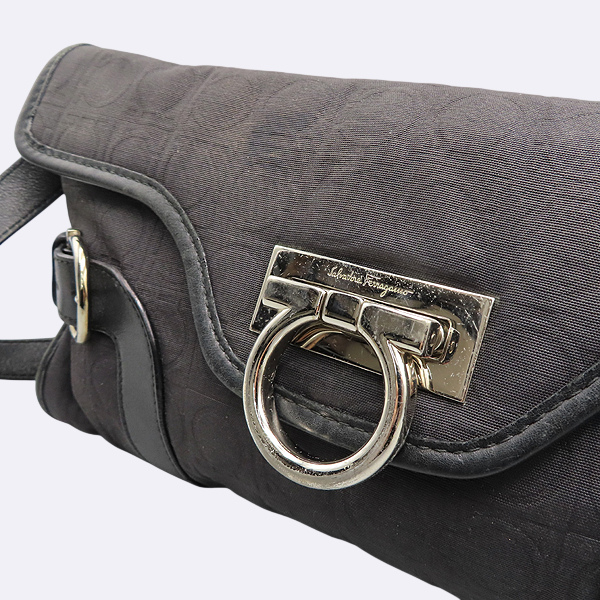 Ferragamo(��󰡸�) 21 4907 ���� �к긯 ���� ��ġ�� �� ��Ŭ ������ �̴� ����� [��������] �̹���4 - ���̺��� �߰���ǰ