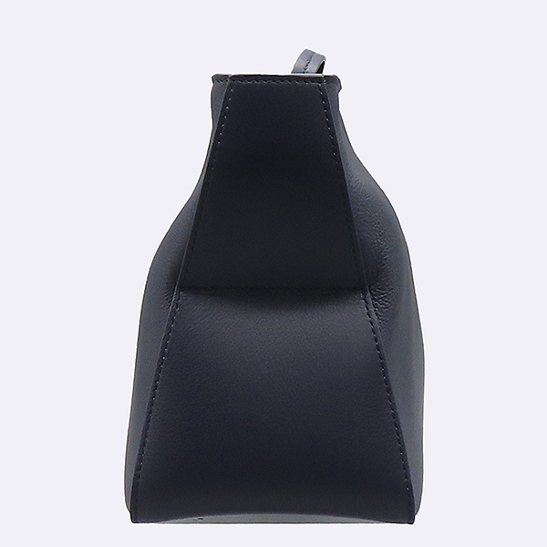 Ferragamo(��󰡸�) 24 1445 �̵峪�� �����÷� ���� ���� �Ŀ�ġ Ŭ��ġ [��������] �̹���3 - ���̺��� �߰���ǰ