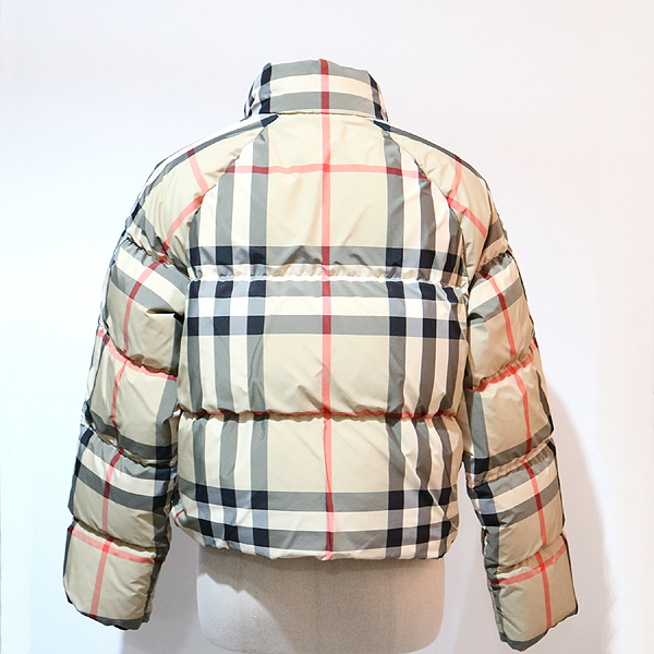 Burberry(������) 8059093 ũ�� üũ �ٿ� ������ �е� [�뱸��������] �̹���3 - ���̺��� �߰���ǰ