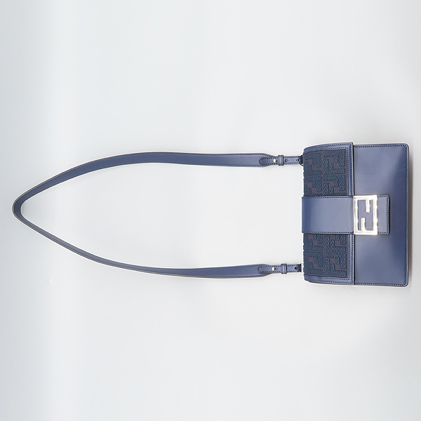 Fendi(���) 7VA524 ���̺� ���� �÷� �ٰ�Ʈ �̵�� ũ�ν��� ����� [���̷Ե���] �̹���2 - ���̺��� �߰���ǰ