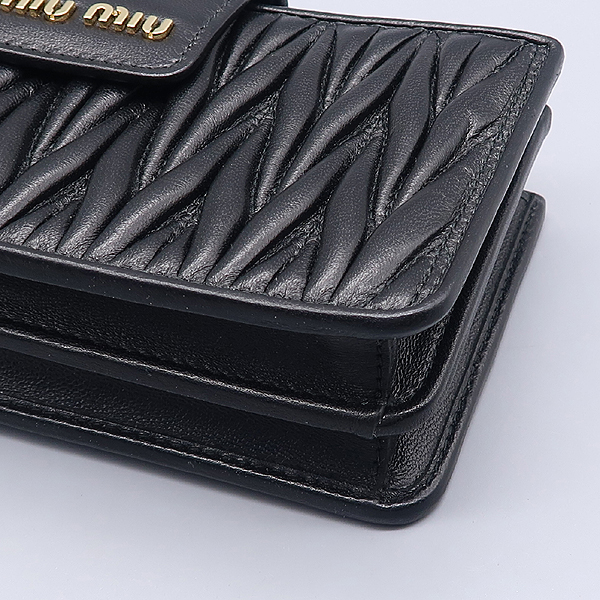 MiuMiu(�̿�̿�) 5DH042 ���� ���� ��Ʋ�� ���� �ΰ� �̴� ũ�ν��� [����������] �̹���4 - ���̺��� �߰���ǰ