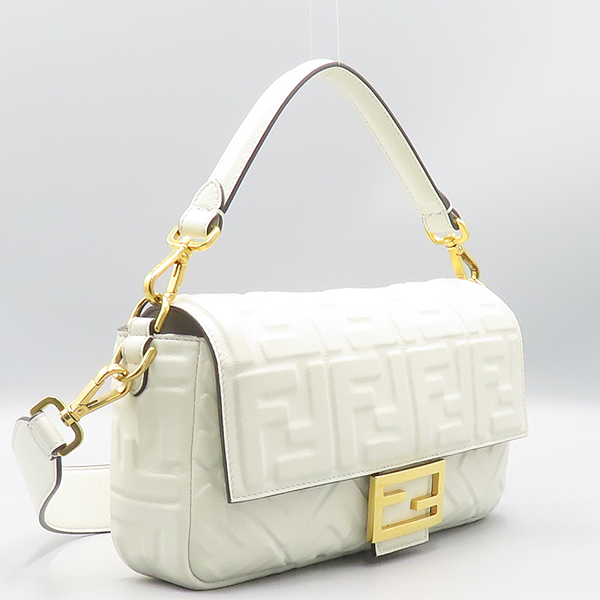 Fendi(���) 8BR600 ȭ��Ʈ ���� �ٰ�Ʈ �̵�� ��Ʈ�� + ��� ��Ʈ�� 2WAY [��ź�Ե���] �̹���3 - ���̺��� �߰���ǰ