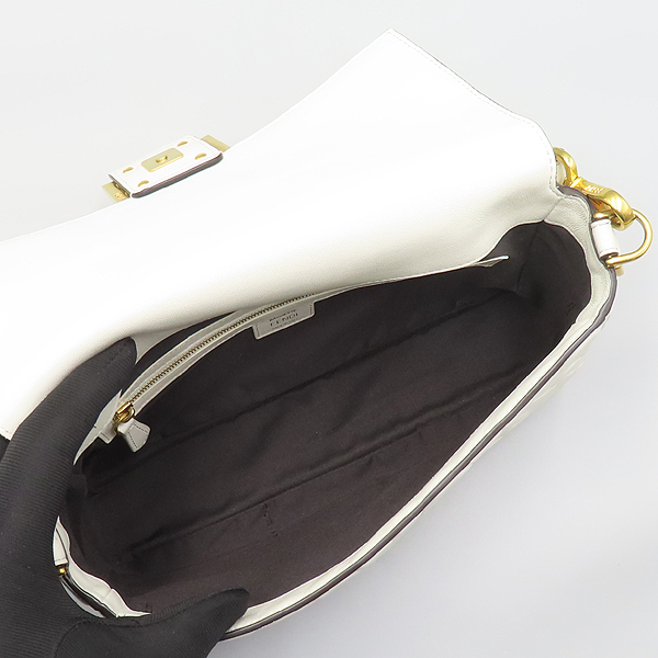 Fendi(���) 8BR600 ȭ��Ʈ ���� �ٰ�Ʈ �̵�� ��Ʈ�� + ��� ��Ʈ�� 2WAY [��ź�Ե���] �̹���6 - ���̺��� �߰���ǰ