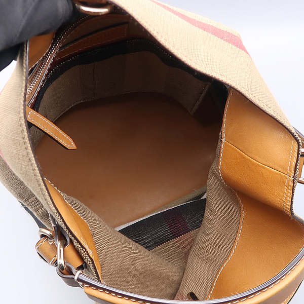 Burberry(������) 3945742 �Ͽ콺 üũ �к긯 SUSANNA ���ܳ� ȣ�� ��Ʈ�� + �����Ʈ�� 2WAY [����������] �̹���5 - ���̺��� �߰���ǰ