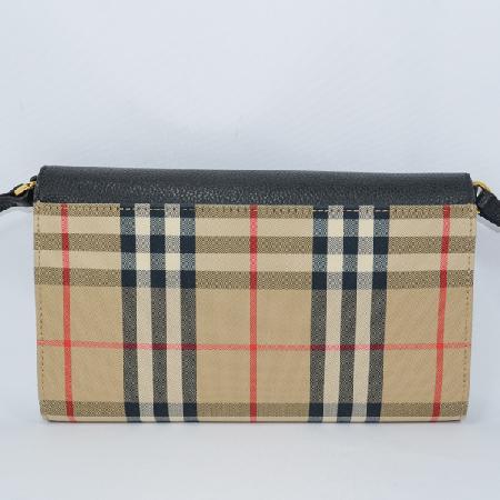 Burberry(������) 8022560 ����ó�� ��Ʈ�� ��Ƽ�� üũ ���� ���� �� ũ�ν��� �̹���2 - ���̺��� �߰���ǰ