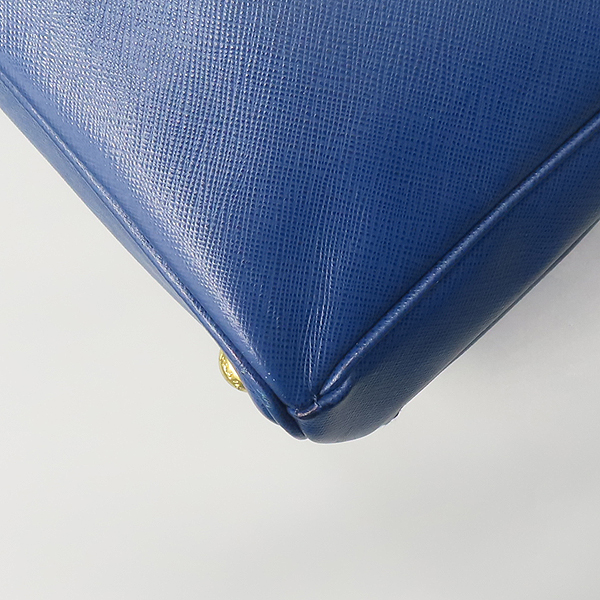 Prada(�����) BN1844 ���� SAFFIANO LUX ���ǾƳ� ���� �ﰢ ���� �ΰ� ��Ʈ�� [��ź�Ե���] �̹���5 - ���̺��� �߰���ǰ