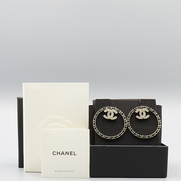 Chanel(����) AB8729 ��� CC ũ����Ż �ΰ� ü�� ���� �Ͱ��� [�ϳ��̻���] �̹���6 - ���̺��� �߰���ǰ