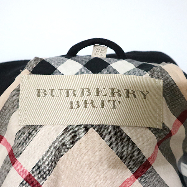 Burberry(������) 3759519 ���� �÷� ���� �� ĳ�ù̾� ȥ�� ���� ��� ������ Ʈ��ġ ��Ʈ + ��Ʈ SET [�뱸��������] �̹���6 - ���̺��� �߰���ǰ