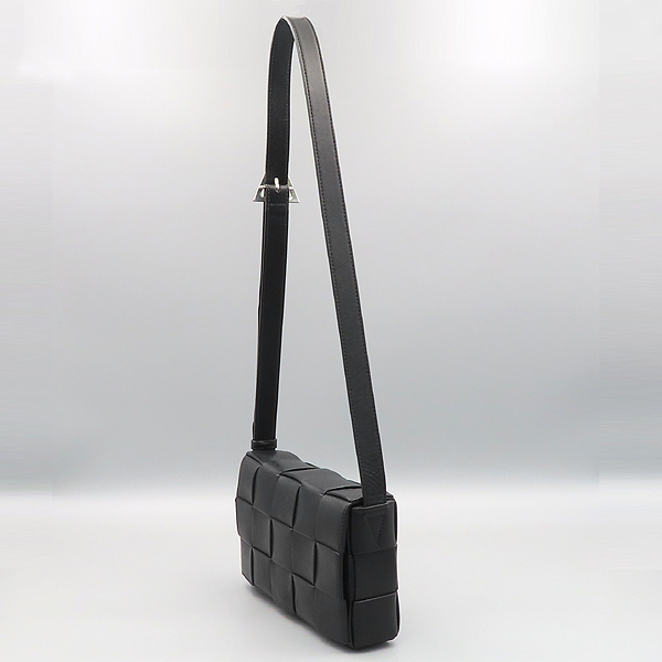 BOTTEGAVENETA(���װ�����Ÿ) 737950 ���� �з�Ŷ �÷� ���� ��Ʈ��ġ���� ī��Ʈ ũ�ν��� [õ�Ƚż�����] �̹���3 - ���̺��� �߰���ǰ