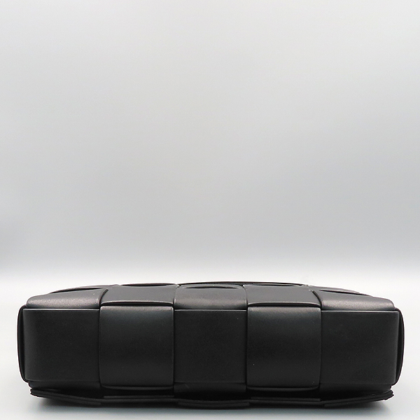 BOTTEGAVENETA(���װ�����Ÿ) 737950 ���� �з�Ŷ �÷� ���� ��Ʈ��ġ���� ī��Ʈ ũ�ν��� [õ�Ƚż�����] �̹���6 - ���̺��� �߰���ǰ