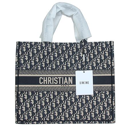 Dior(ũ����î���) M1286ZRIW_M828 ������ũ ����Ʈ ���� ��Ʈ�� (���ַԵ���) �̹���2 - ���̺��� �߰���ǰ