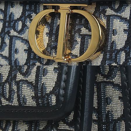 Dior(Å©¸®½ºÃ®µð¿Ã) M9334UTZQ ¿Àºí¸®Å© ¸ùÅ×ÀÎ30 East-West üÀÎ ¼ñ´õ Å©·Î½º¹é (±¤ÁÖ·Ôµ¥Á¡) Dior(Å©¸®½ºÃ®µð¿Ã) M9334UTZQ ¿Àºí¸®Å© ¸ùÅ×ÀÎ30 East-West üÀÎ ¼ñ´õ Å©·Î½º¹é (±¤ÁÖ·Ôµ¥Á¡)