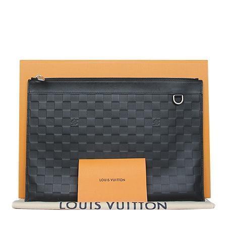 ���̺��� ��Ŀ���� Ŭ��ġ