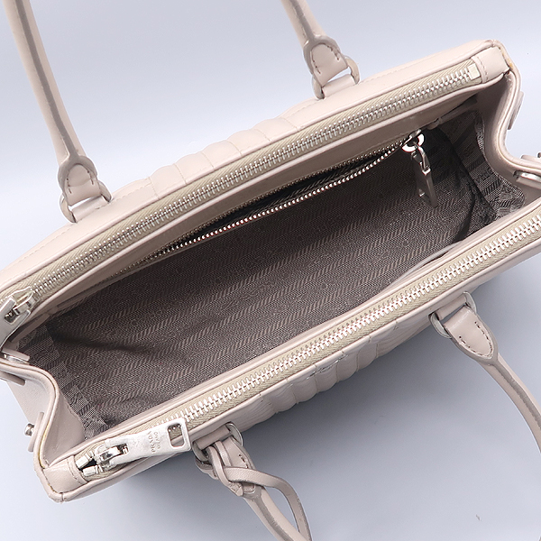 Prada(�����) 1BA863 �׷��� ���� ���� ���̾�׷� ���� �������� ��Ʈ��  [����������] �̹���6 - ���̺��� �߰���ǰ