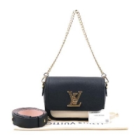 ���̺��� ���� �ٴ� 