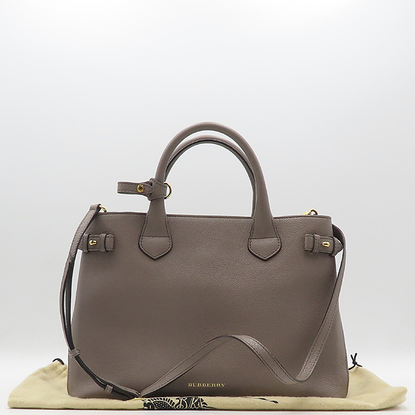 Burberry(������) 40202821 �׷��� ���� �Ͽ콺 üũ ��� �̵�� M������ ��Ʈ�� + ��� ��Ʈ�� 2WAY [�д�������]