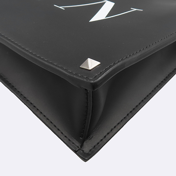 VALENTINO(�߷�Ƽ��) 2Y2B0692 ���� ���� VLTN �ΰ� �����͵� Ŭ��ġ + �ո�Ʈ�� [�б�����] �̹���6 - ���̺��� �߰���ǰ