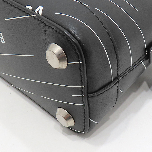 Balenciaga(�߷��þư�) 550646 �ΰ� ������ �� ž �ڵ� XXS �̴� ��Ʈ�� + �����Ʈ�� [��õ��] �̹���5 - ���̺��� �߰���ǰ