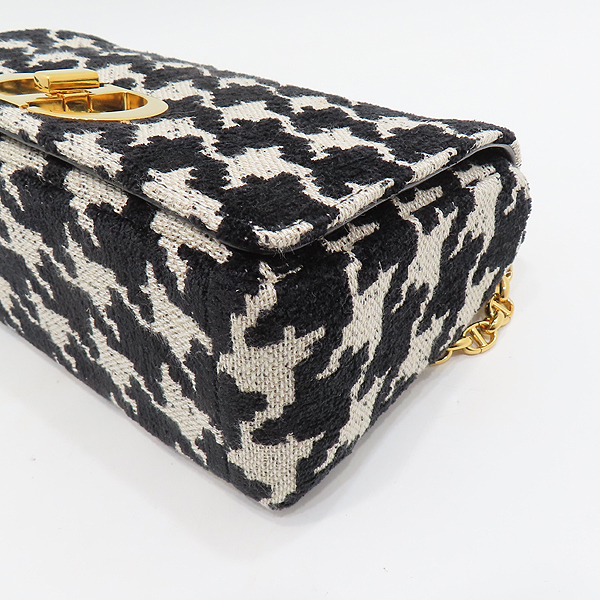 Dior(ũ����î���) M9242UTHZ �Ͽ������ �к긯 ī�� �̵�� ü�� ����� [��õ��] �̹���6 - ���̺��� �߰���ǰ