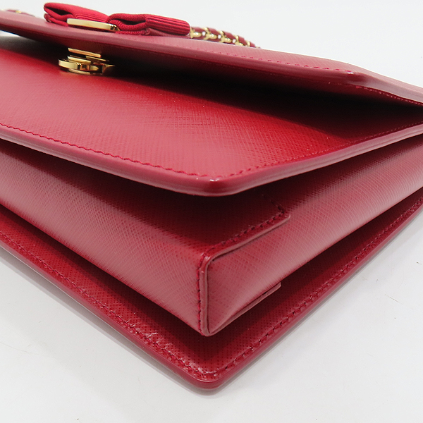 Ferragamo(��󰡸�) 21 E480 ���� ���ǾƳ� �ٶ� ���� ����Ż ü�� ũ�ν��� [��õ��] �̹���5 - ���̺��� �߰���ǰ