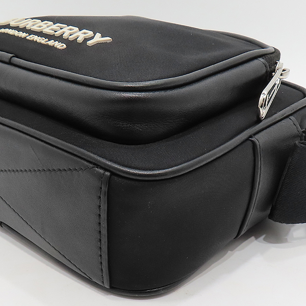 Burberry(������) 8049094 ���Ϸ� ���� Ʈ���� �е� ũ�ν��� [��õ��] �̹���5 - ���̺��� �߰���ǰ