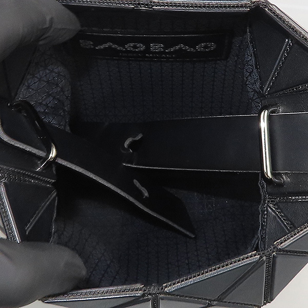 ISSEY MIYAKE(�̼��̹̾���) BB46 AG506 16 ���� �ٿ��ٿ� ��Ʈ ������ ��Ŷ ����� [��������] �̹���5 - ���̺��� �߰���ǰ