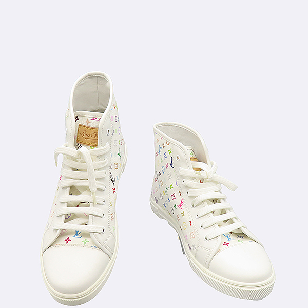 ���̺��� ��Ƽ�÷� ĵ���� ������ ����ž ����Ŀ�� 