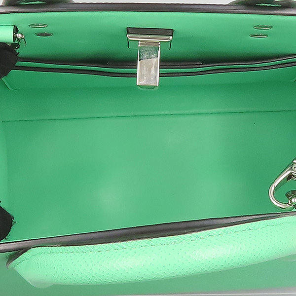 Ferragamo(��󰡸�) 21 1424 �׸� �÷� ���� �׸� �÷� ���� ��ġ�� ��� ��Ʃ��� �ڽ� ���� ��Ʈ�� + �����Ʈ�� 2WAY [��������] �̹���6 - ���̺��� �߰���ǰ