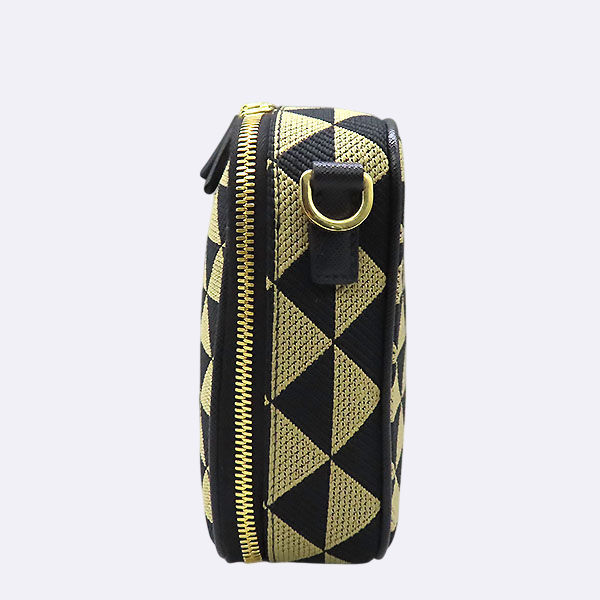 Prada(�����) 2VH069 ���� & ������ �к긯 �긮ũ �ڼ� �ﰢ �ΰ� ��� ī�޶� ũ�ν��� [�λ꼾�Һ���] �̹���2 - ���̺��� �߰���ǰ