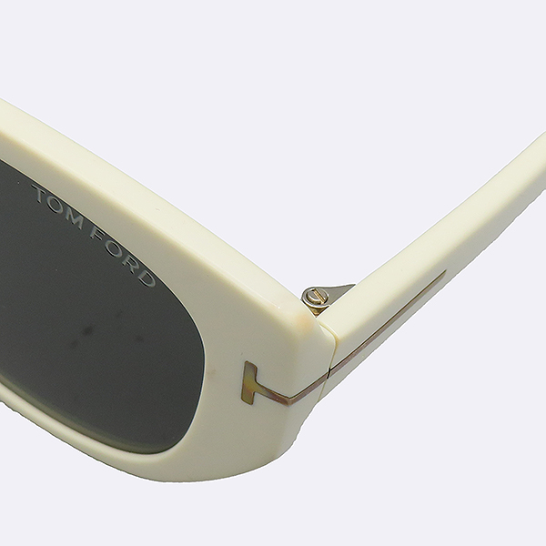 TOMFORD(������) TF-1168-K ȭ��Ʈ ���� T�ΰ� ������ ���۶� [��������] �̹���7 - ���̺��� �߰���ǰ