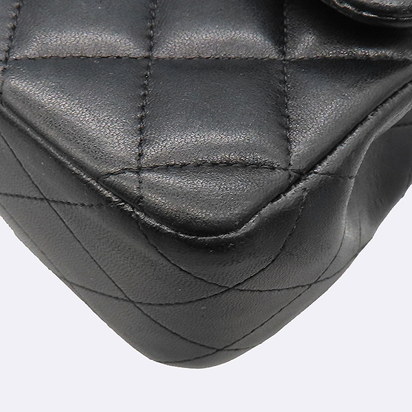 Chanel(����) A01112 Ŭ���� ����Ų �̵� M������ ���� �÷� ü�� ����� [��������] �̹���4 - ���̺��� �߰���ǰ