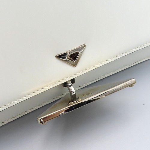 Prada(�����) 1BD321 ȭ��Ʈ �÷� ī�� ���� ���� �ΰ� ������ �귯�õ� ����� [û��������] �̹���4 - ���̺��� �߰���ǰ