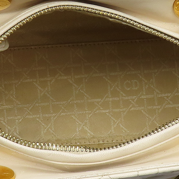 Dior(ũ����î���) CAL44550 ���̺��� �÷� LADY DIOR ���̵� ��� �̵�� ������ ��Ʈ�� + ũ�ν� ��Ʈ�� [��������] �̹���7 - ���̺��� �߰���ǰ