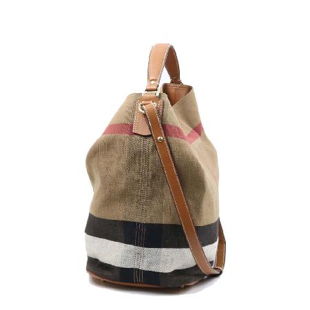 Burberry(������) �ֽ��� ȣ�� ����� [����ż�����] �̹���2 - ���̺��� �߰���ǰ