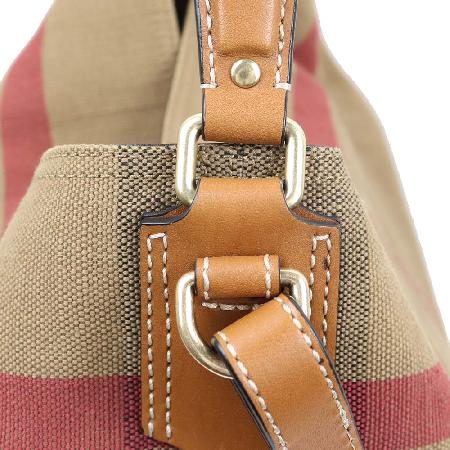 Burberry(������) �ֽ��� ȣ�� ����� [����ż�����] �̹���4 - ���̺��� �߰���ǰ