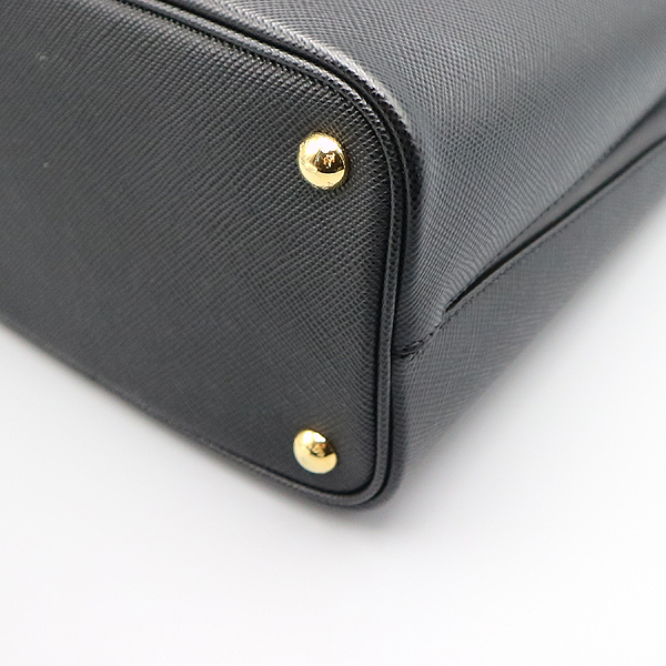 Prada(�����) 1BA212 ���� ���ǾƳ� �ĴϿ� �κ��� ���� �ﰢ�ΰ� �̵�� ��Ŷ ��Ʈ�� + ��Ʈ�� 2WAY [�뱸��������] �̹���5 - ���̺��� �߰���ǰ