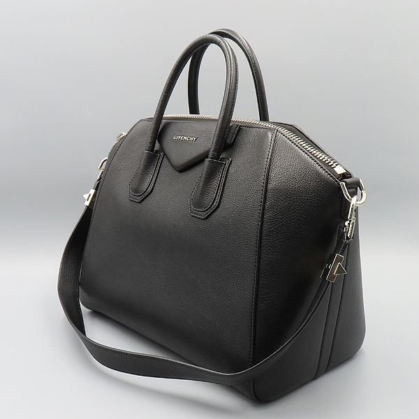 GIVENCHY(�����) BB05118012 ���� GOAT(��Ʈ)��Ų ��Ƽ���� M������ ��Ʈ�� + �����Ʈ�� 2WAY [�ϳ��̻���] �̹���4 - ���̺��� �߰���ǰ