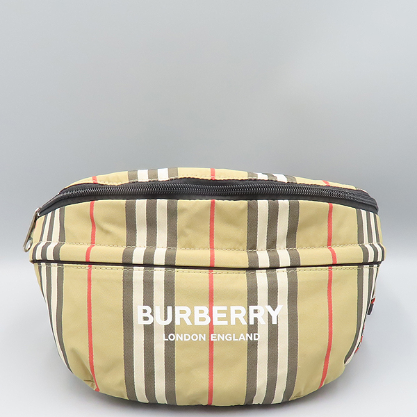 Burberry(������) 8013921 ��Ƽ�� üũ ���Ϸ� �ΰ� ����Ʈ ���� �� ��Ʈ�� [��ź�Ե���] �̹���4 - ���̺��� �߰���ǰ