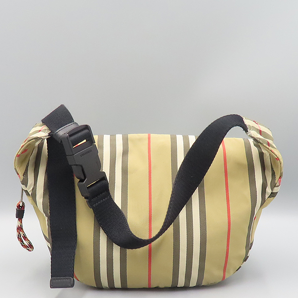 Burberry(������) 8013921 ��Ƽ�� üũ ���Ϸ� �ΰ� ����Ʈ ���� �� ��Ʈ�� [��ź�Ե���] �̹���5 - ���̺��� �߰���ǰ