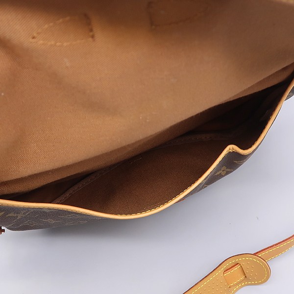 Louis Vuitton(���̺���) M42256 ���׷� ĵ���� �ҹ¸� ũ�ν��� [����������] �̹���5 - ���̺��� �߰���ǰ