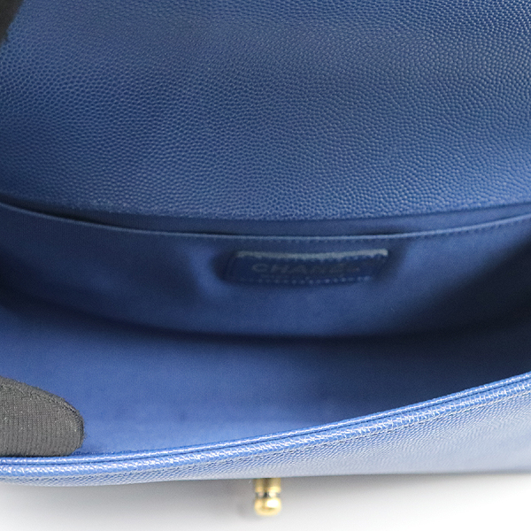 Chanel(����) A67086 ���� ĳ��� ���̻��� ����� �̵�� ü�� �÷� ����� [�뱸��������] �̹���7 - ���̺��� �߰���ǰ