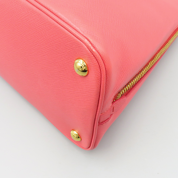 Prada(�����) BL0836 ��ũ SAFFIANO LUX ���ǾƳ� ���� �ﰢ ����ΰ� ��Ʈ�� + �����Ʈ�� 2WAY [�ϳ��̻���] �̹���6 - ���̺��� �߰���ǰ