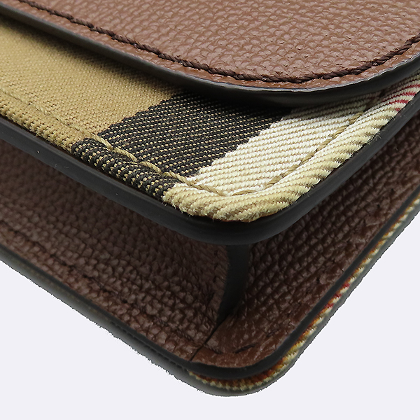 Burberry(������) 80463211 �� ������ üũ �÷� ũ�ν��� [�ϻ�Ե���] �̹���5 - ���̺��� �߰���ǰ