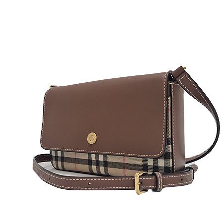 Burberry(������) 8058004 ���� �÷� �Ͽ콺 üũ ��� ������ ũ�ν��� (���ַԵ���) �̹���2 - ���̺��� �߰���ǰ