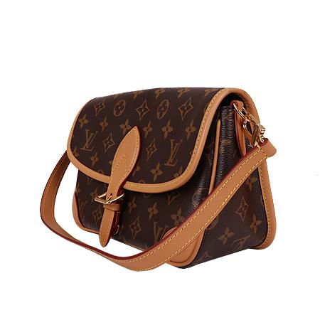 Louis Vuitton(���̺���) M45985 ���׷� ĵ���� ���̾� ��� ũ�ν���(���ֻ���) �̹���3 - ���̺��� �߰���ǰ