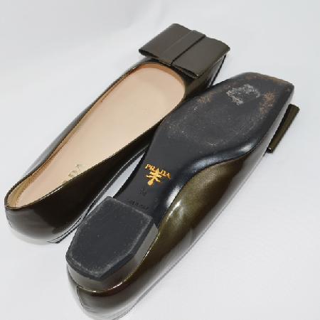 Prada(�����) 1I 642A ��īŰ ���̴�Ʈ �÷����� �̹���3 - ���̺��� �߰���ǰ